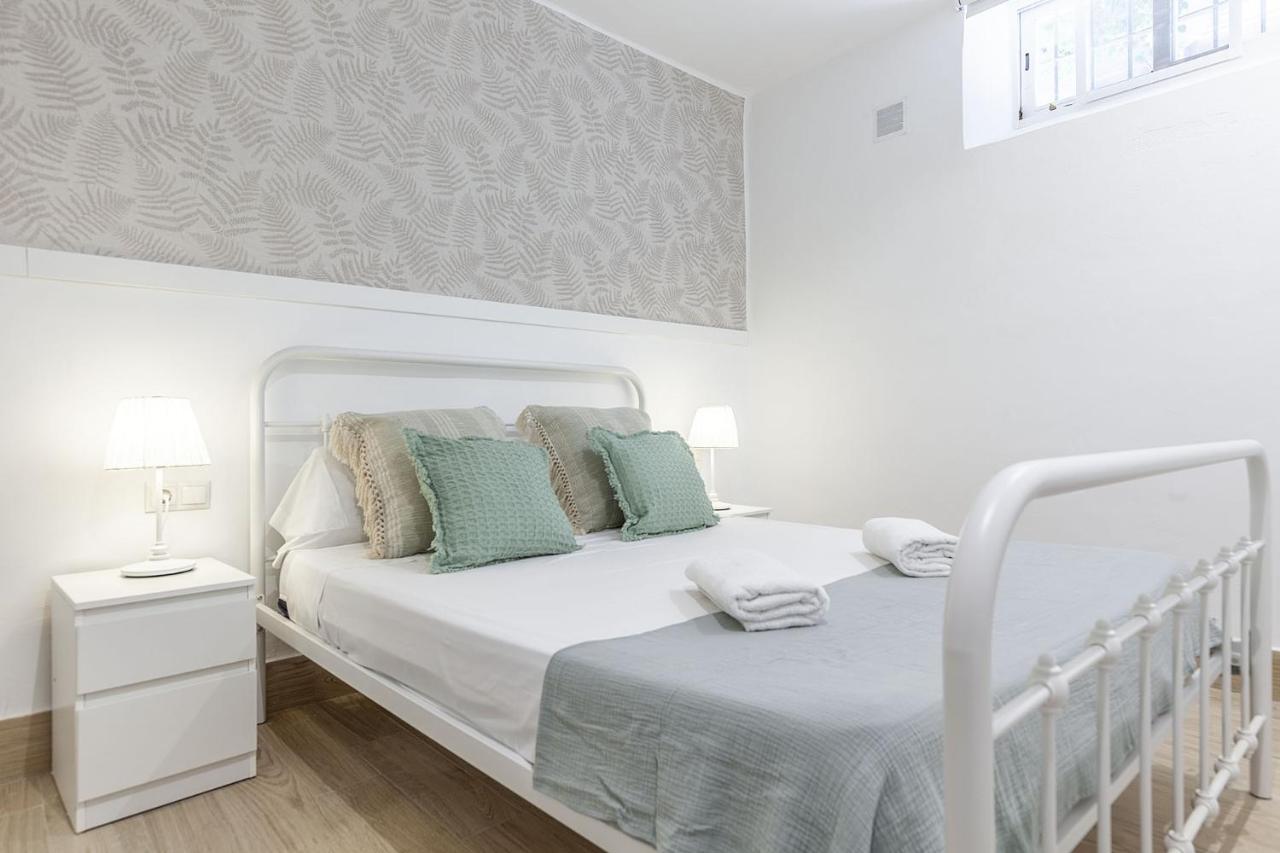 Elegante Apt De Diseno 2 Hab Sevilla Wifi-5 Pax Kültér fotó